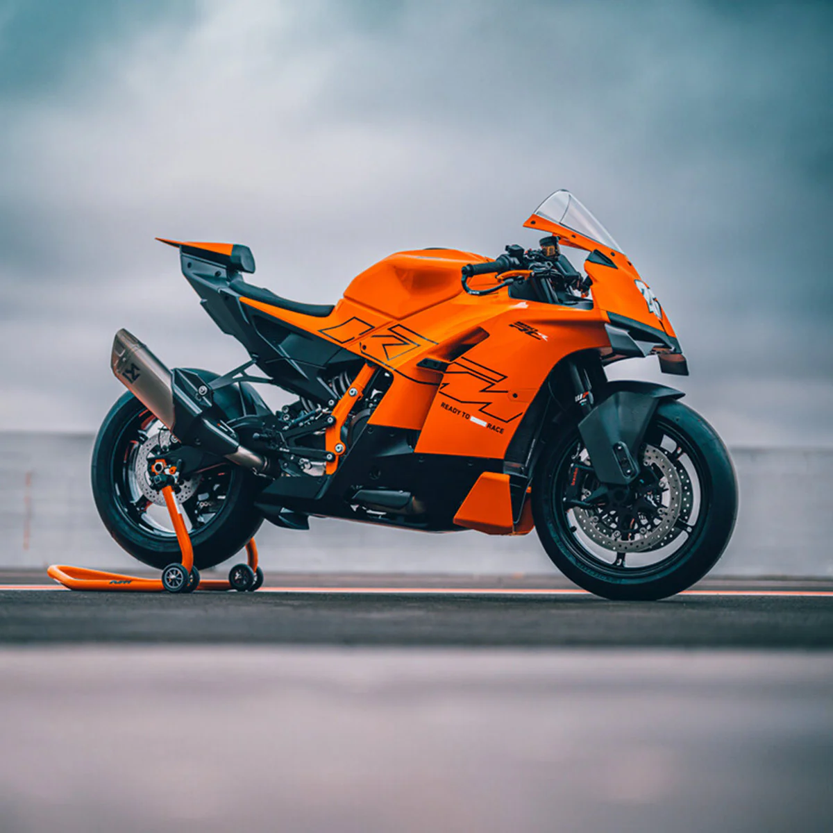 2026 KTM 990 RC R - Image 12