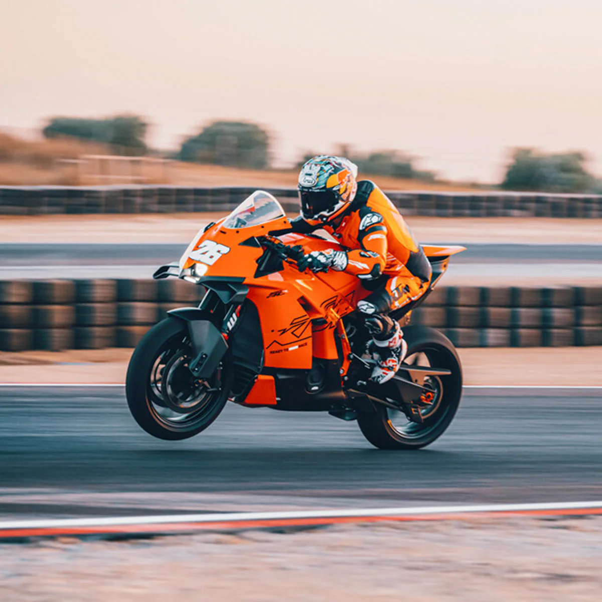 2026 KTM 990 RC R - Image 17